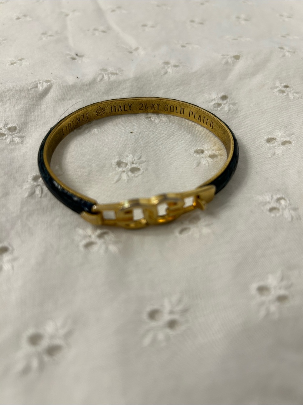 Vintage 70’s Gucci snakeskin Bangle Bracelet